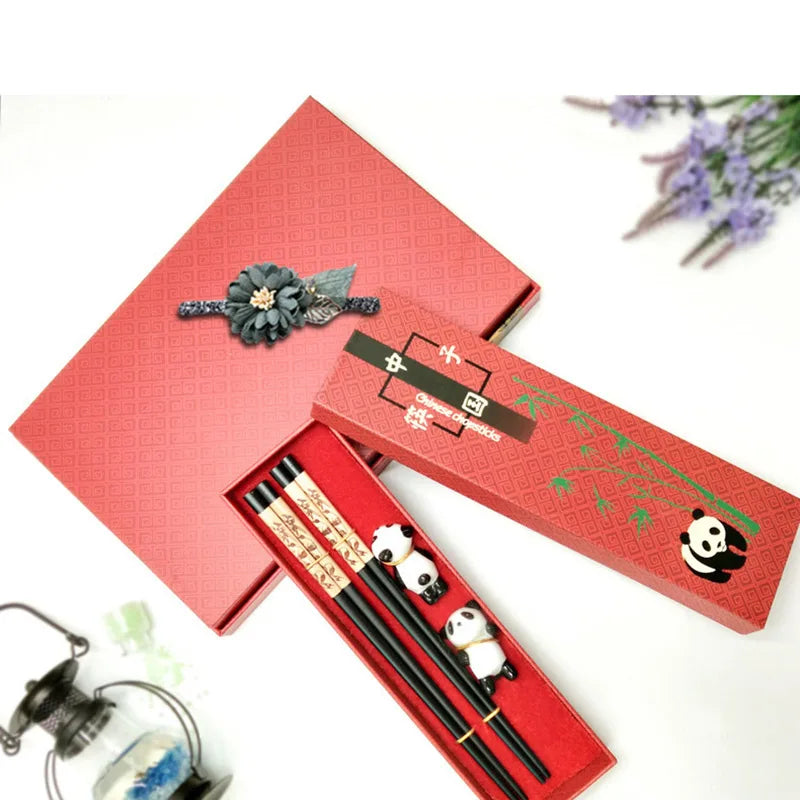 Bamboo chopsticks set, assorted designs – 2 pairs