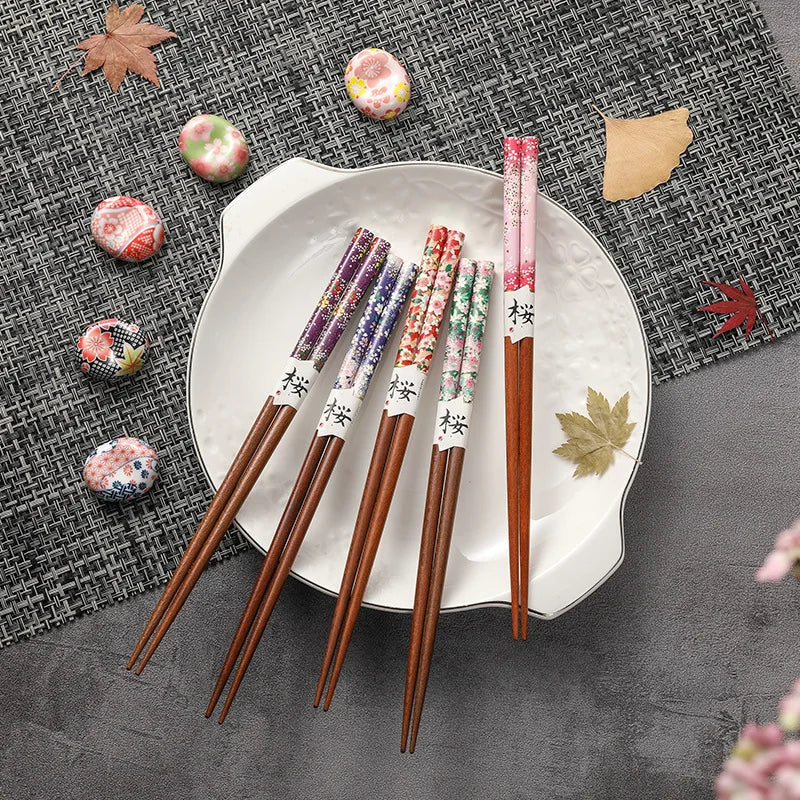 Bamboo chopsticks set, assorted designs – 2 pairs