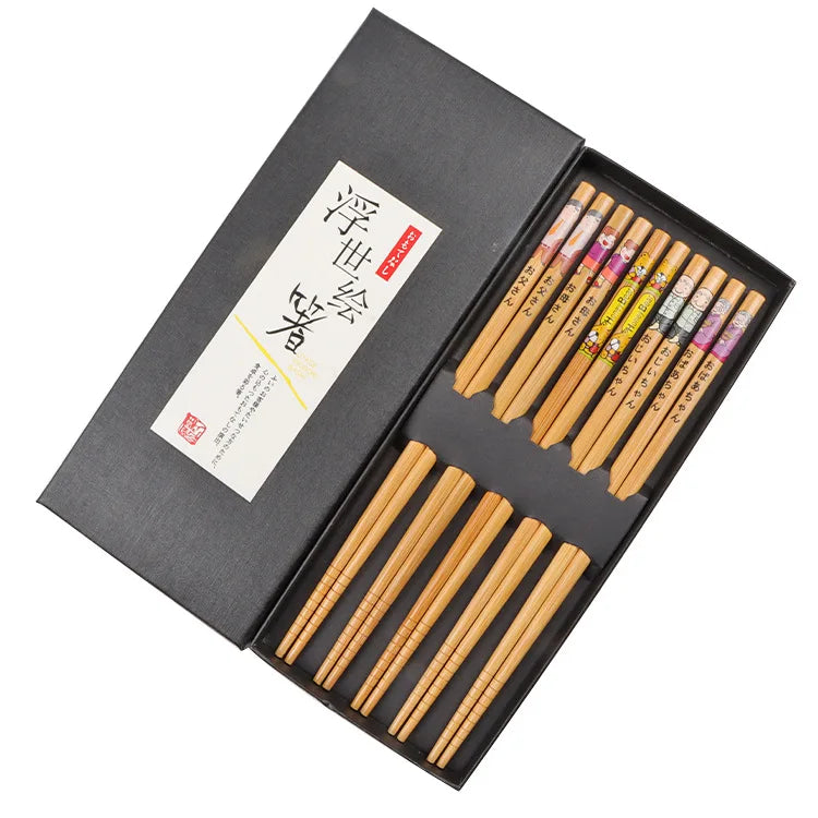 Bamboo chopsticks set with assorted designs – 5 pairs